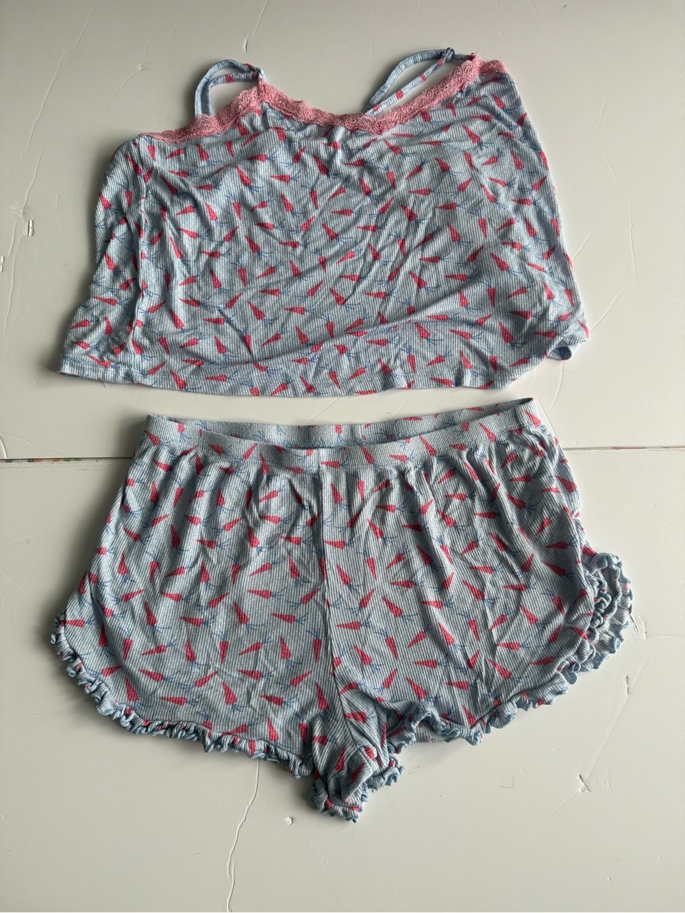 Jo.sh two piece women’s pajamas set size sm shorts tank top camisole Easter